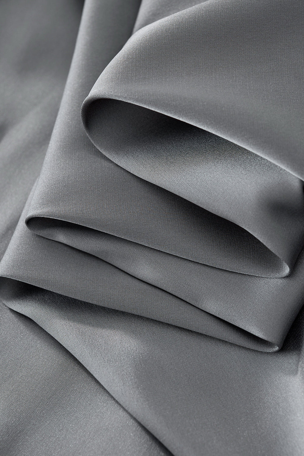 SIGNATURE SATIN STITCHLESS LS Shirt GREY