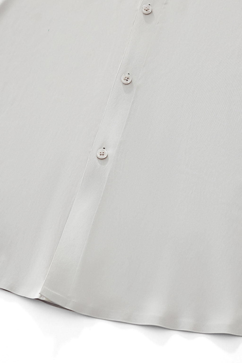 SIGNATURE SATIN STITCHLESS LS Shirt SILVER