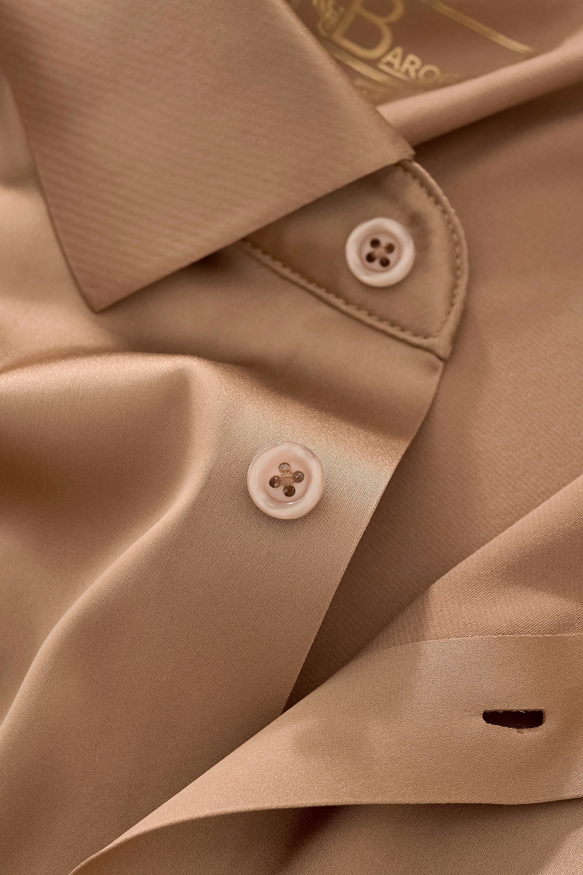 SIGNATURE SATIN STITCHLESS LS Shirt TAUPE