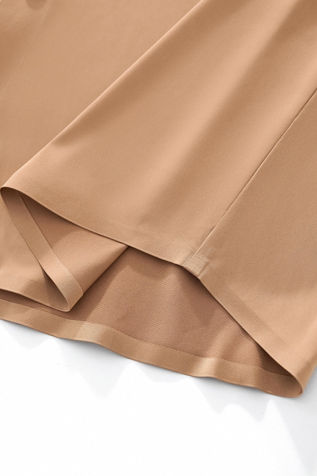 SIGNATURE SATIN STITCHLESS LS Shirt TAUPE