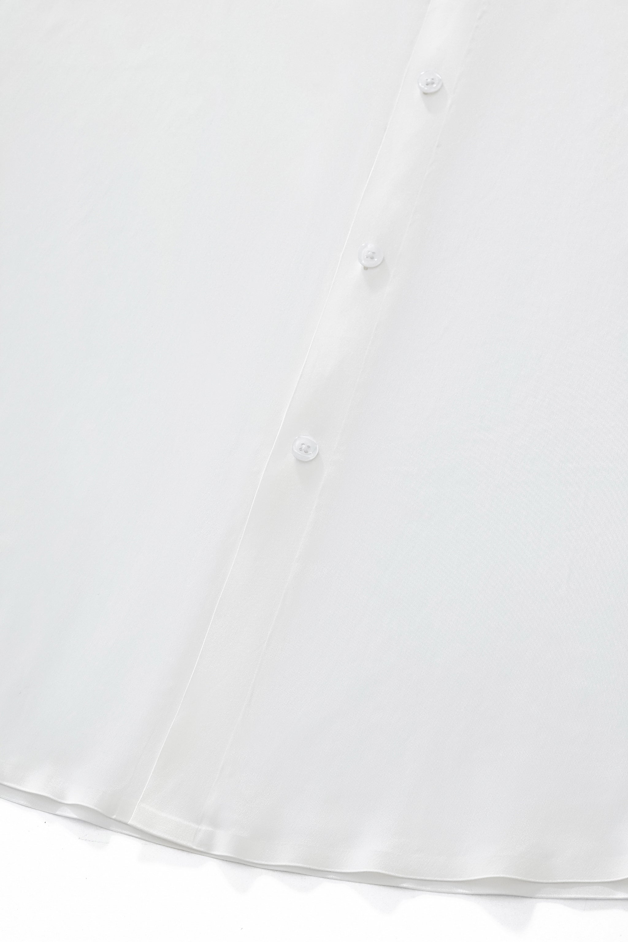 SIGNATURE SATIN STITCHLESS LS Shirt WHITE