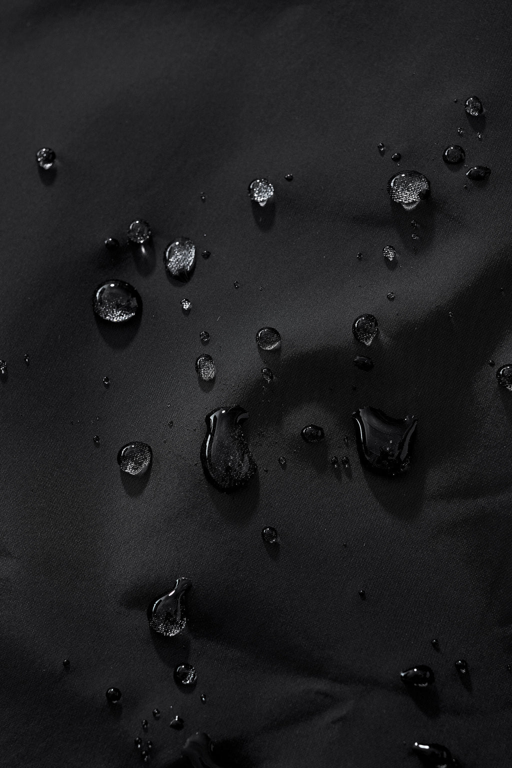 AeroLite Nylon Zip Jacket BLACK