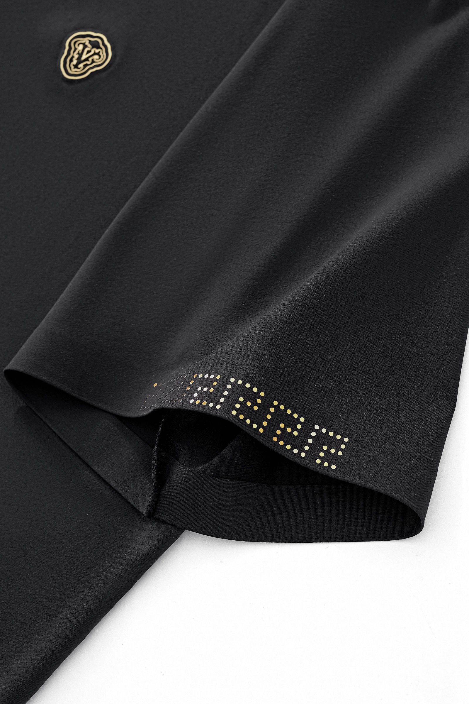 Perforated Collar Performance Polo – El Baron BLACK/GOLD