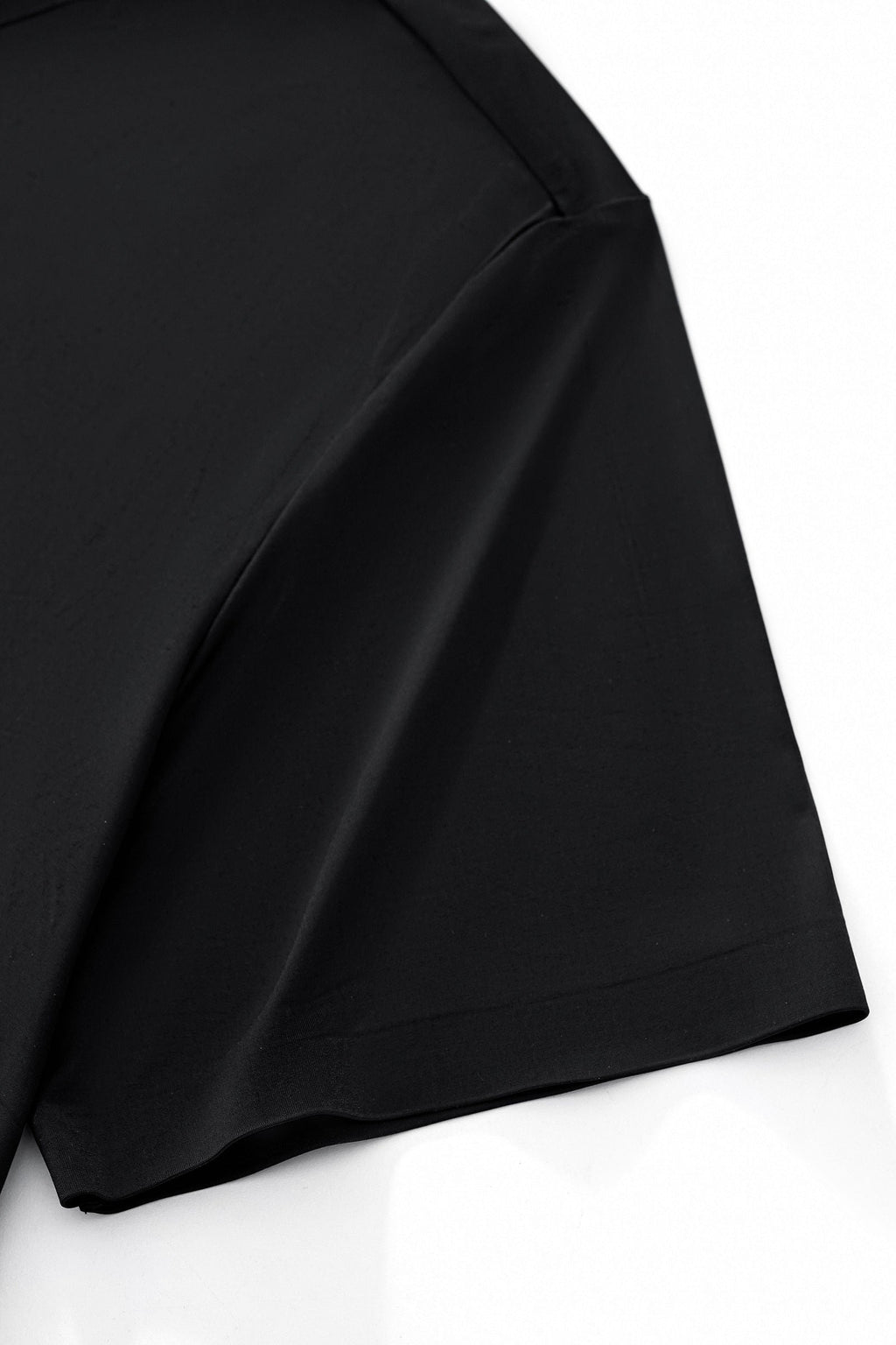 Embossed Placket Performance Polo – El Baron BLACK