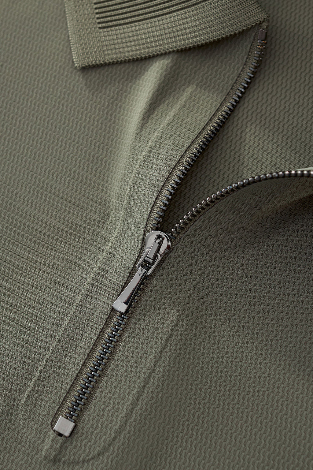 Zip Placket Performance Polo – El Baron DARK GREEN