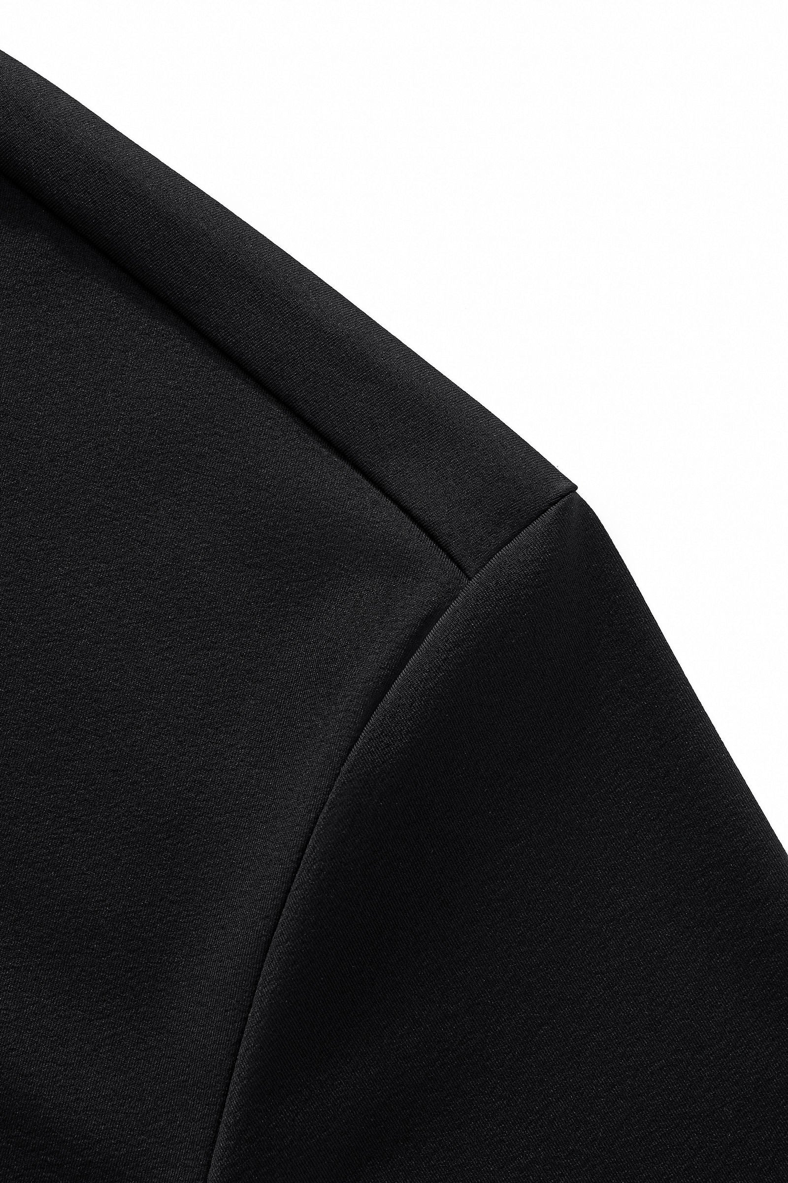 Stripe Collar Performance Polo – El Baron BLACK