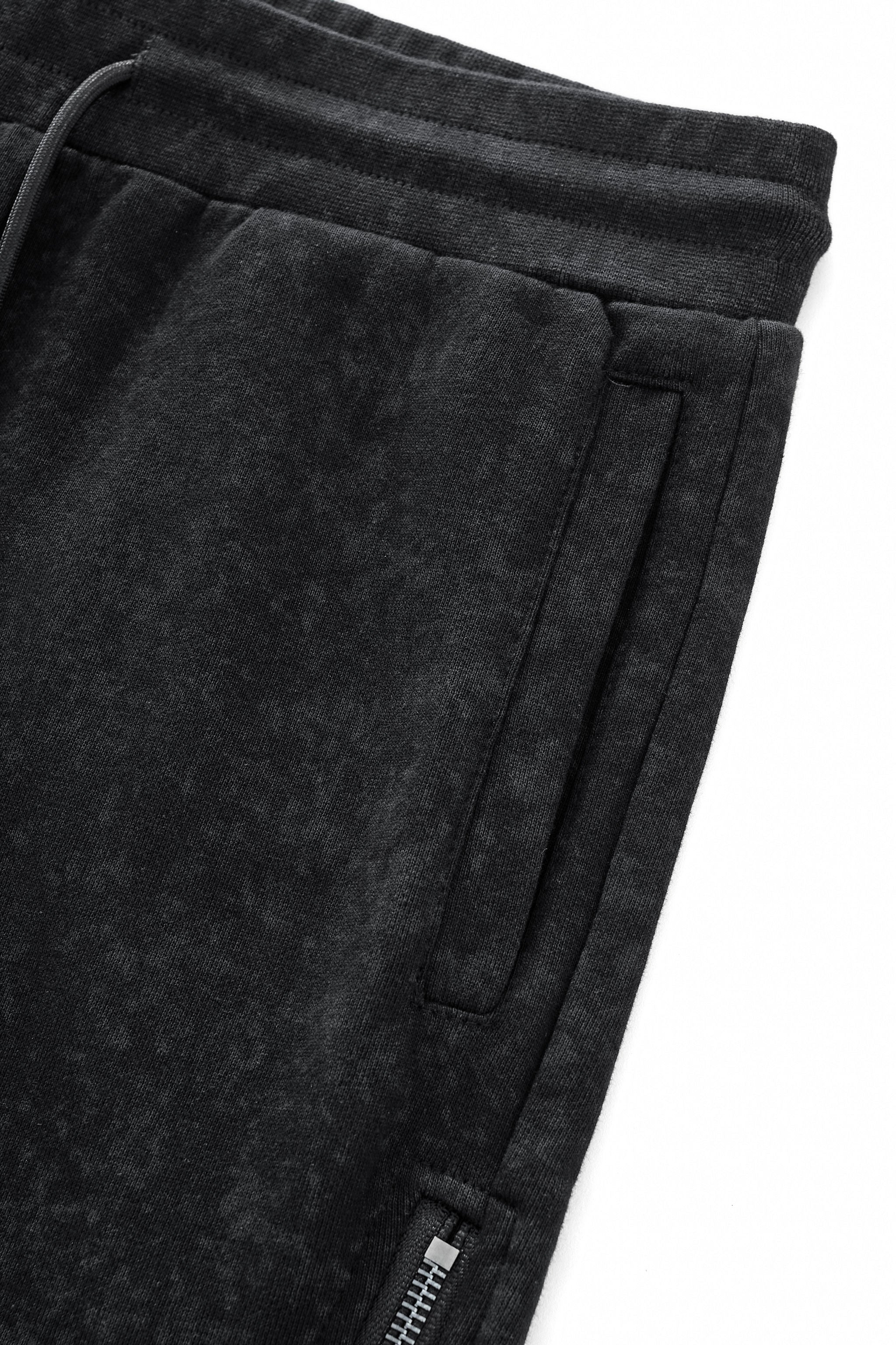 Midnight Roar Sweatsuit - CENTURY PENTHOUSE - BLACK