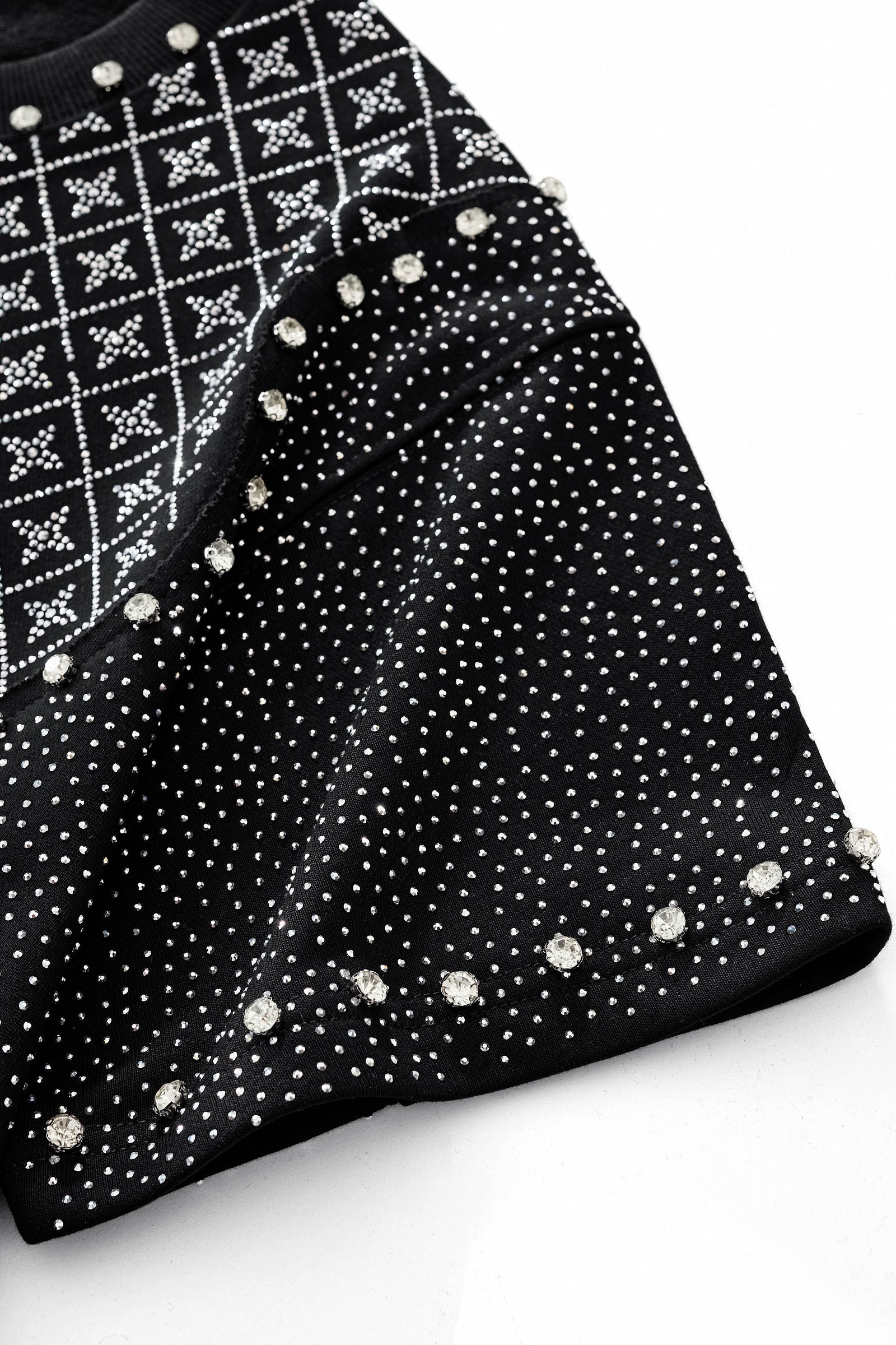 Radiant Grid Stone Short set – Century Penthouse BLACK/SILVER