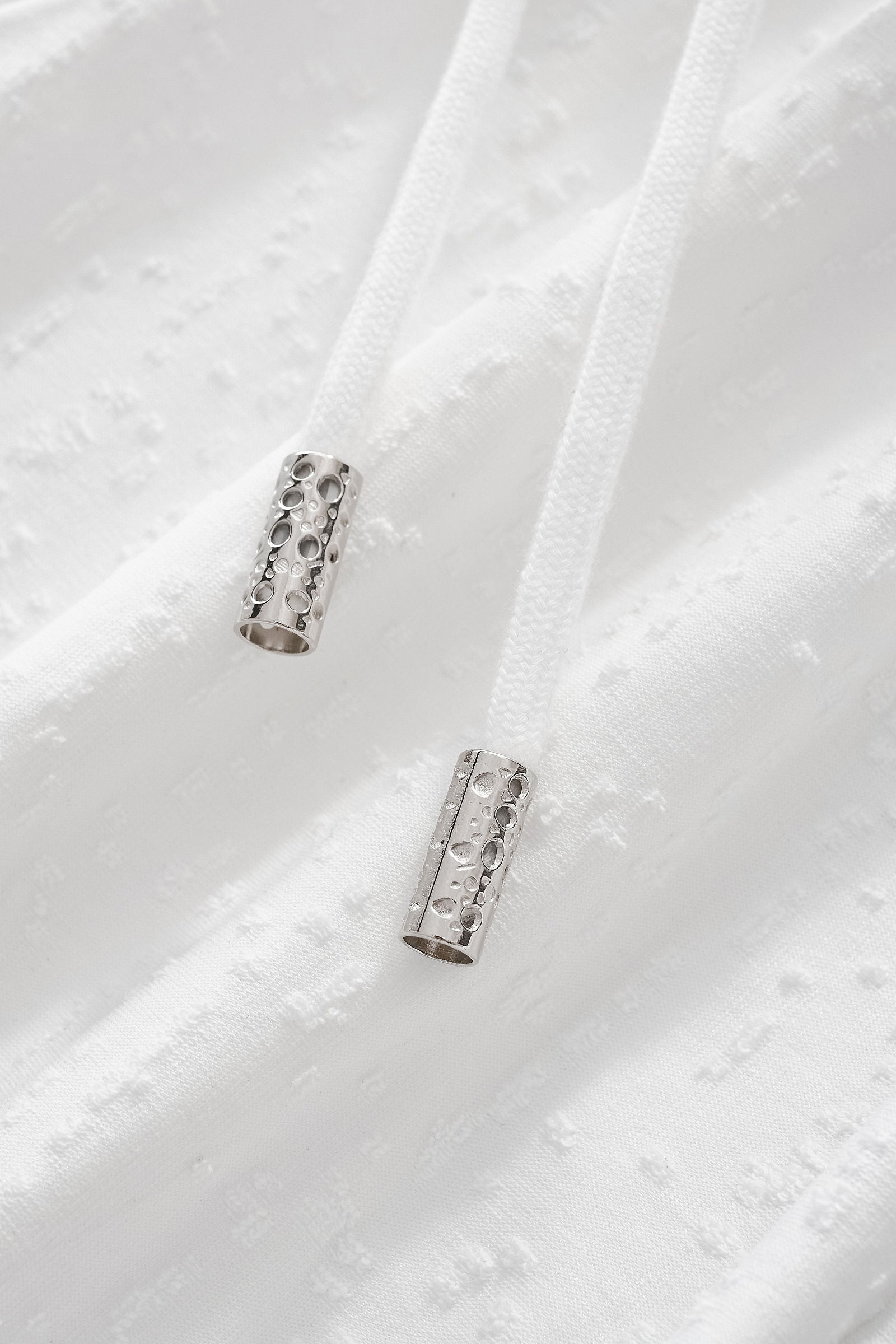 Sanctum Cross Short Set – Century Penthouse WHITE/SILVER