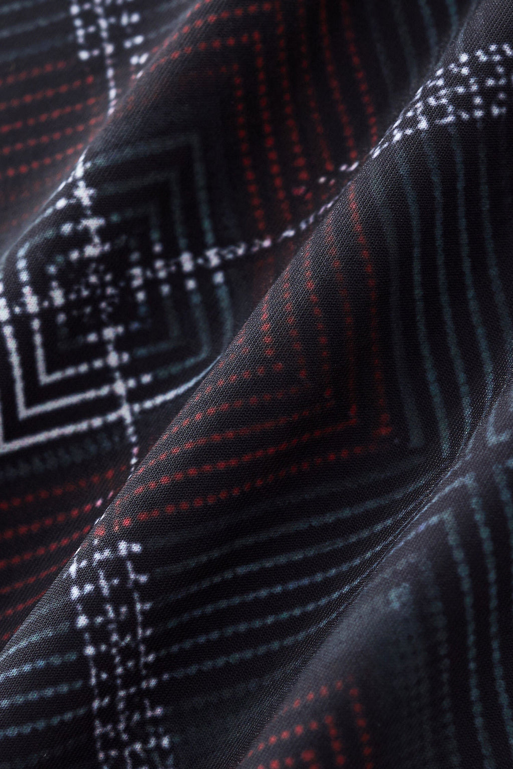Geometric Seamless Shirt – El Baron BLACK