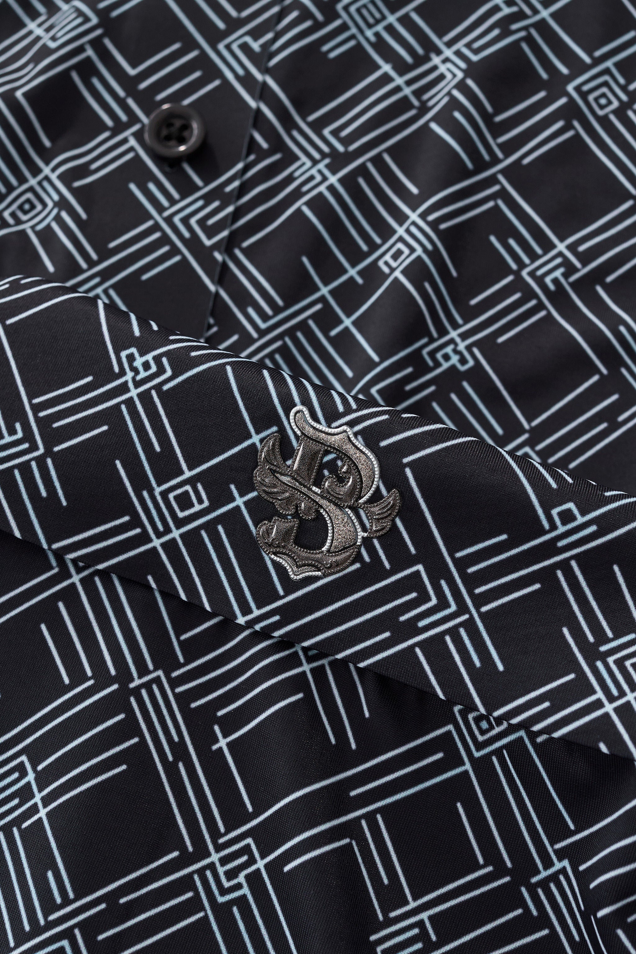 Seamless Geo Print Shirt – El Baron BLACK