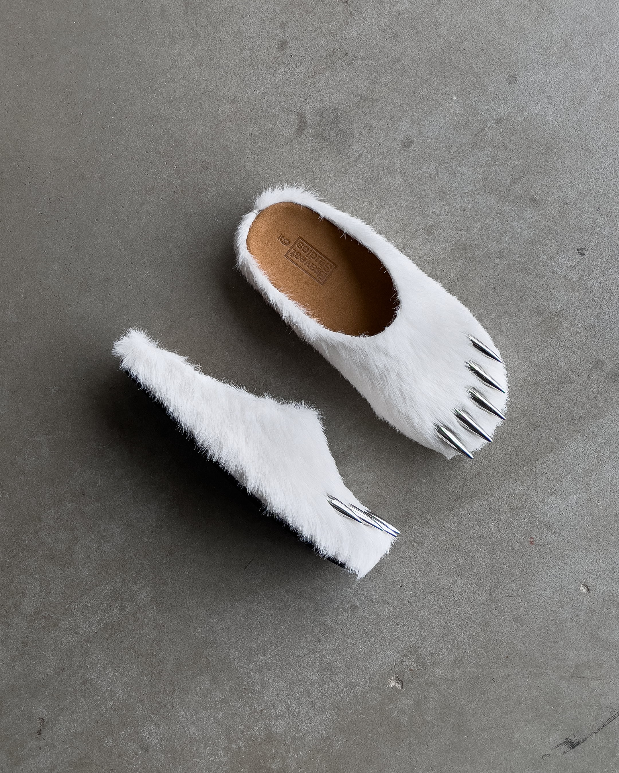 White Bear Claw Mules