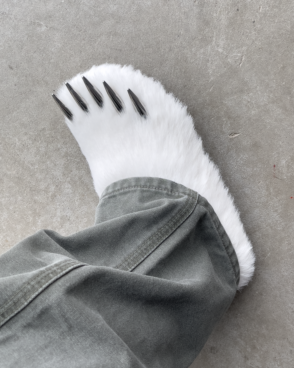White Bear Claw Mules