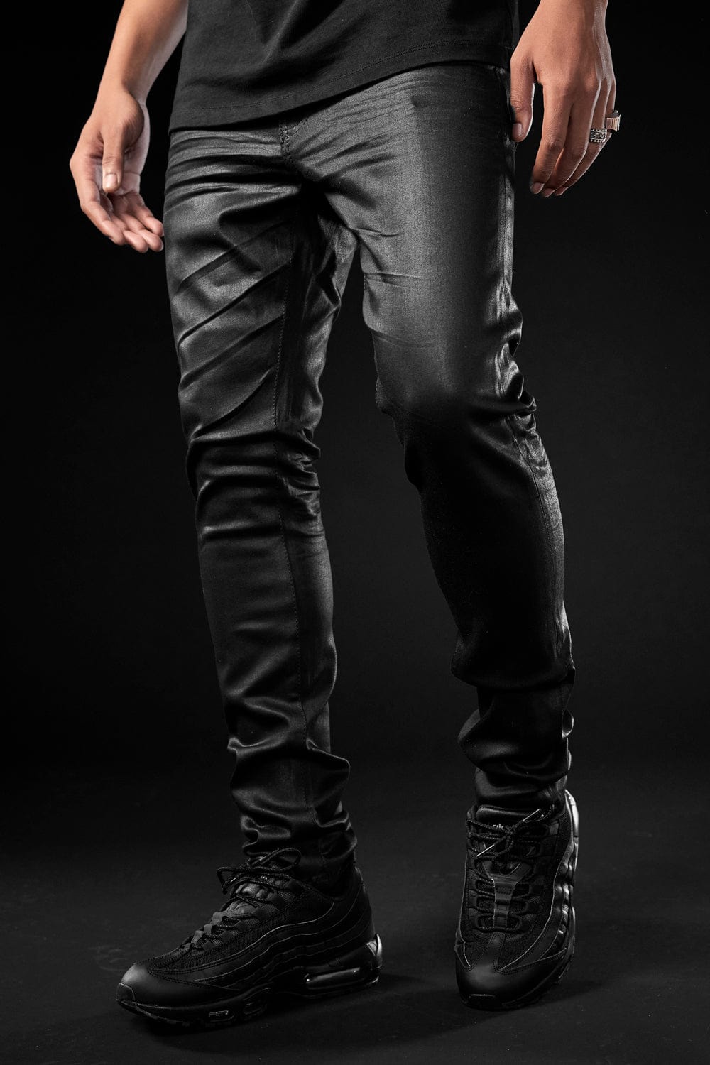 Slim Taper Fit - Smooth Criminal Denim (Jet Black) - Sean Collection