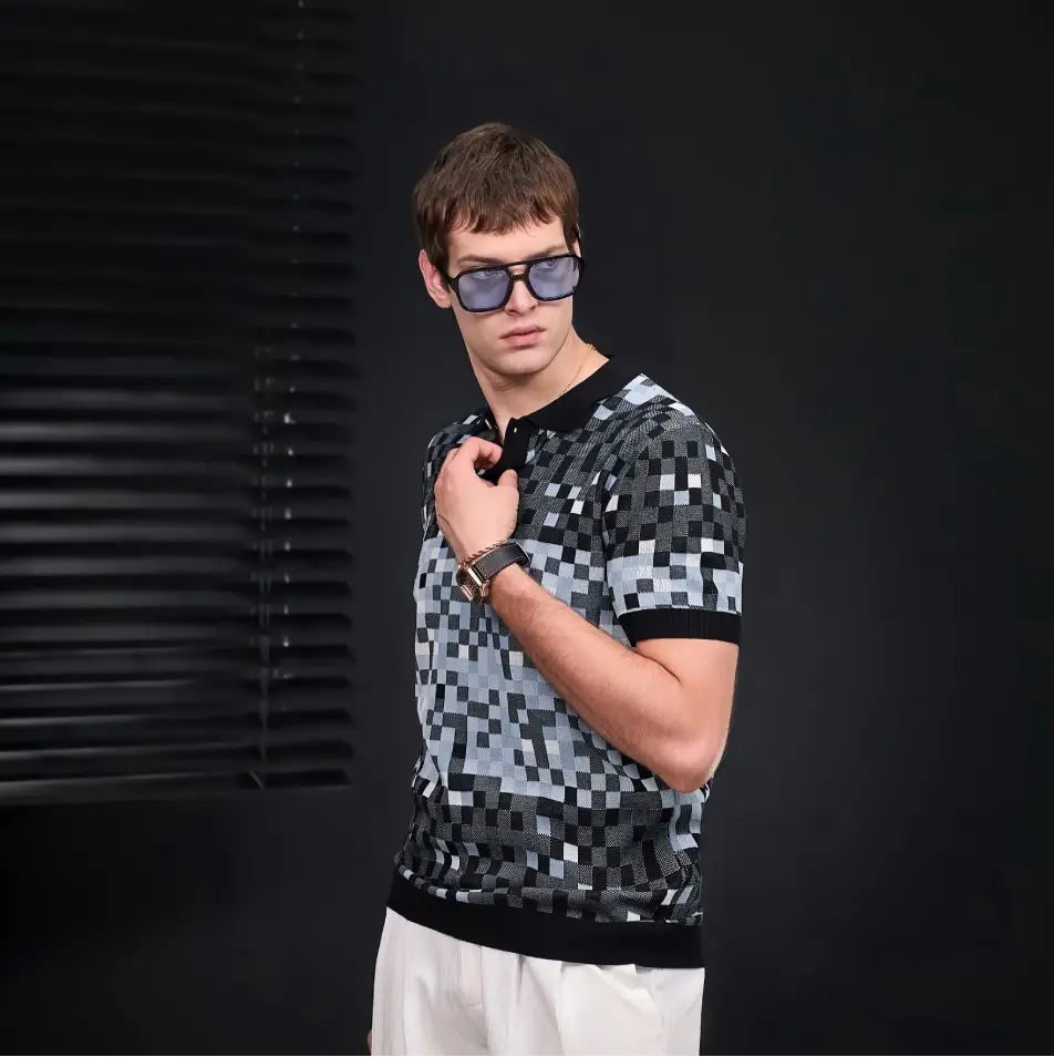 Pixel Fade Knit Polo BLACK