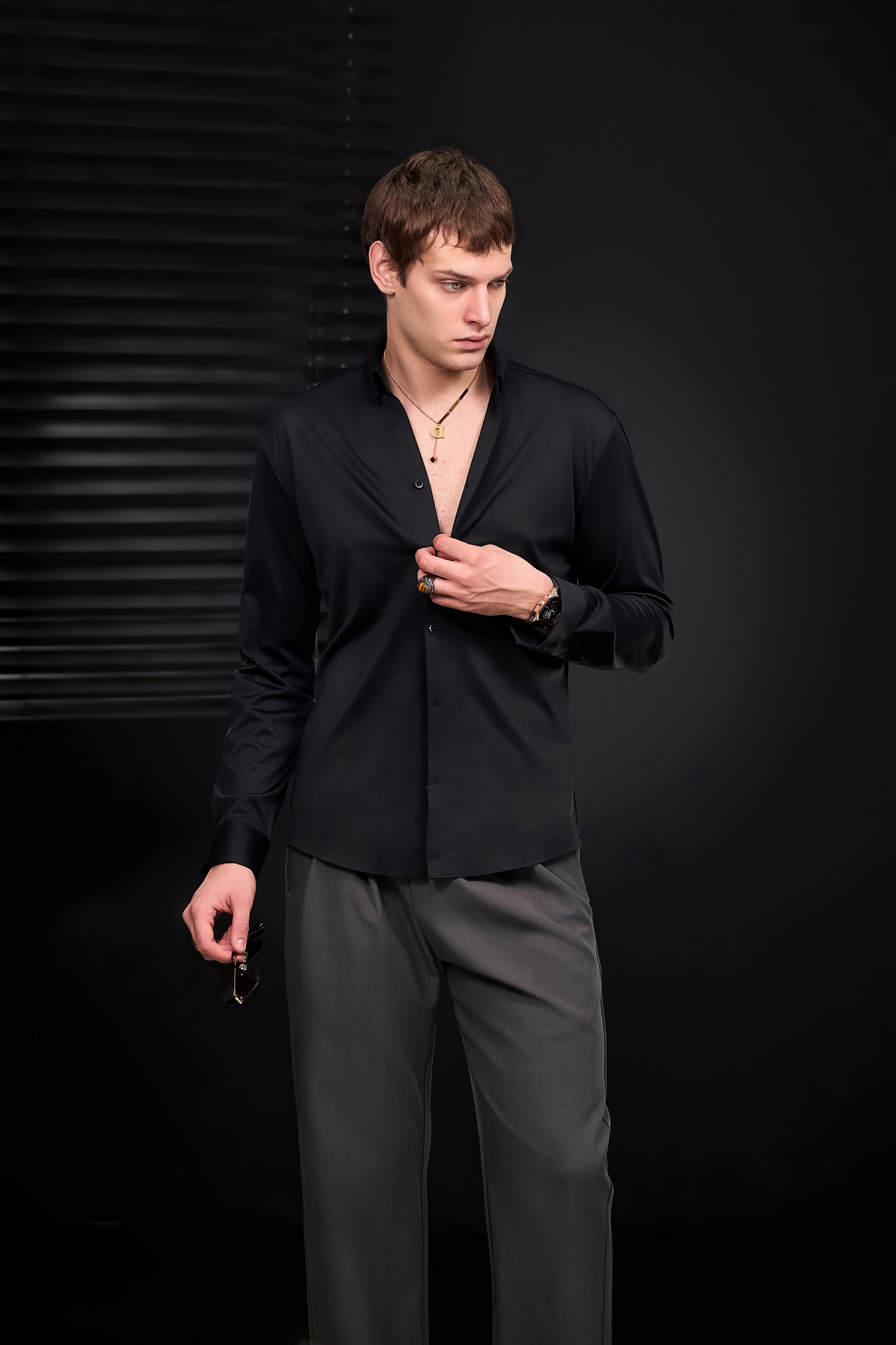 Noir Essence L/S SHIRT BLACK
