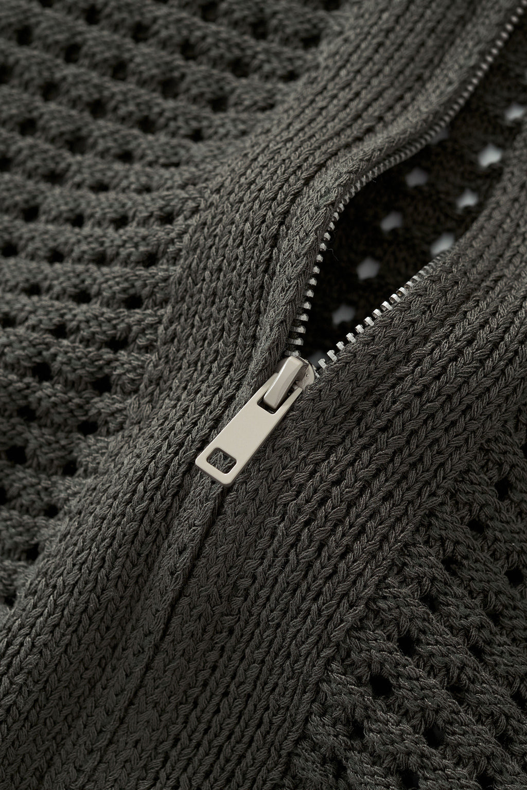 Breeze Mesh Zip Knit SS Shirt ARMY GREEN