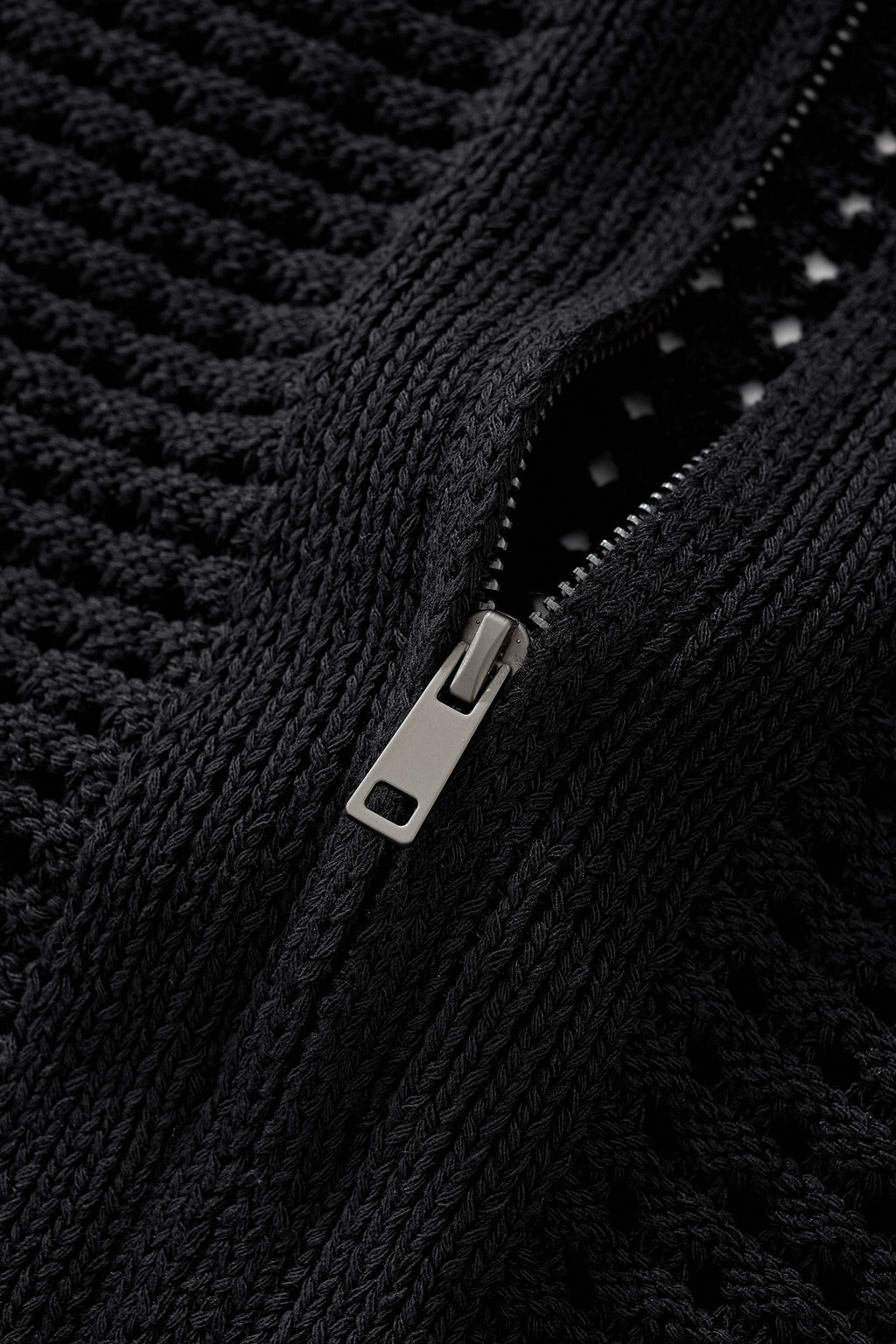 Breeze Mesh Zip Knit SS Shirt BLACK