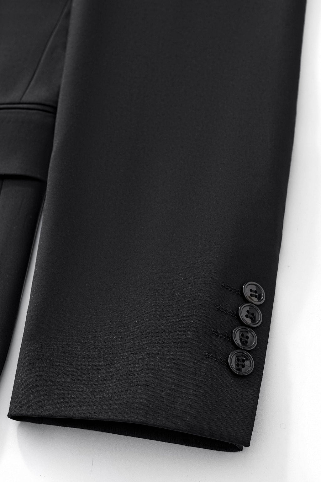 ESSENCE SIGNATURE SUIT BLACK