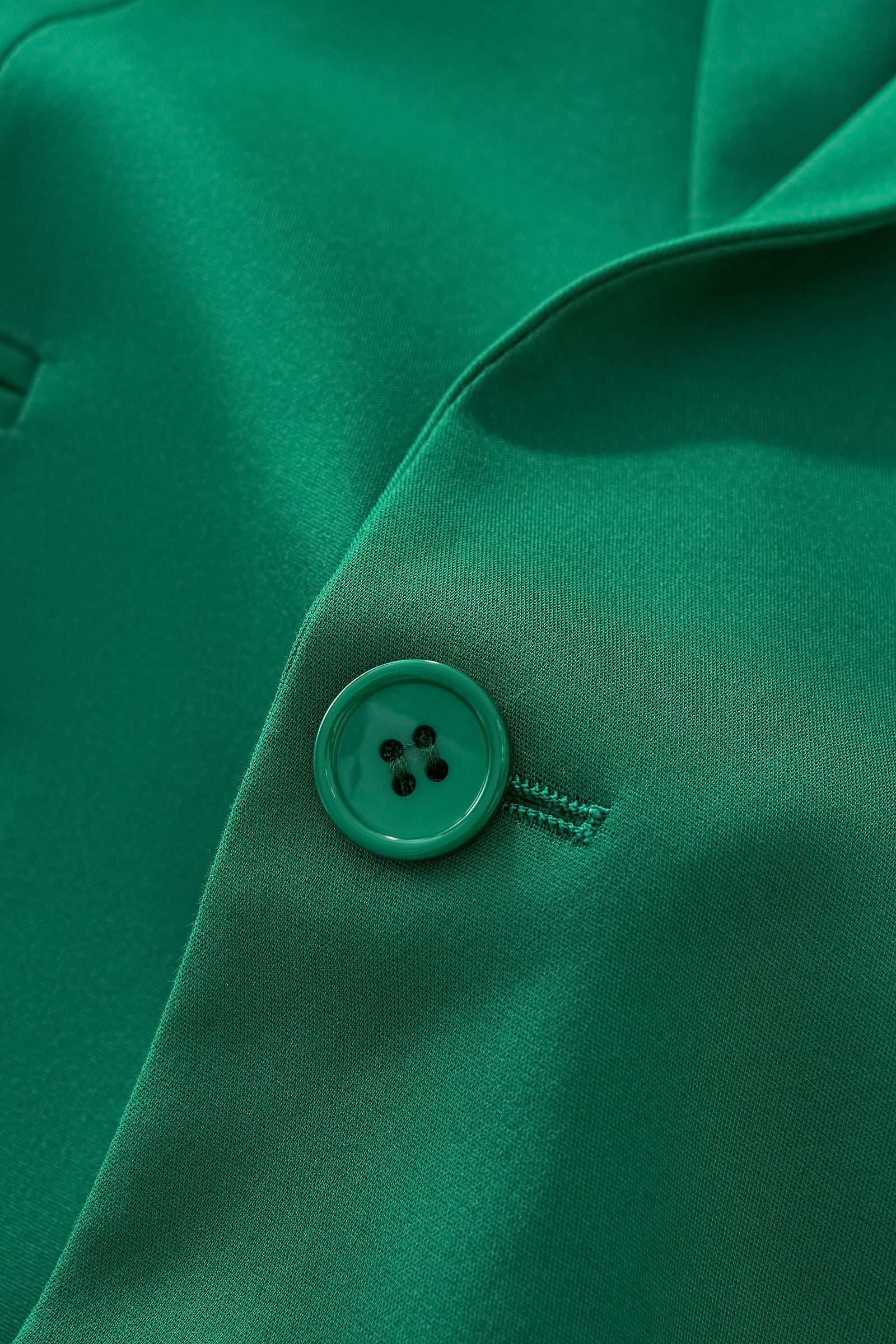 ESSENCE SIGNATURE SUIT EMERALD