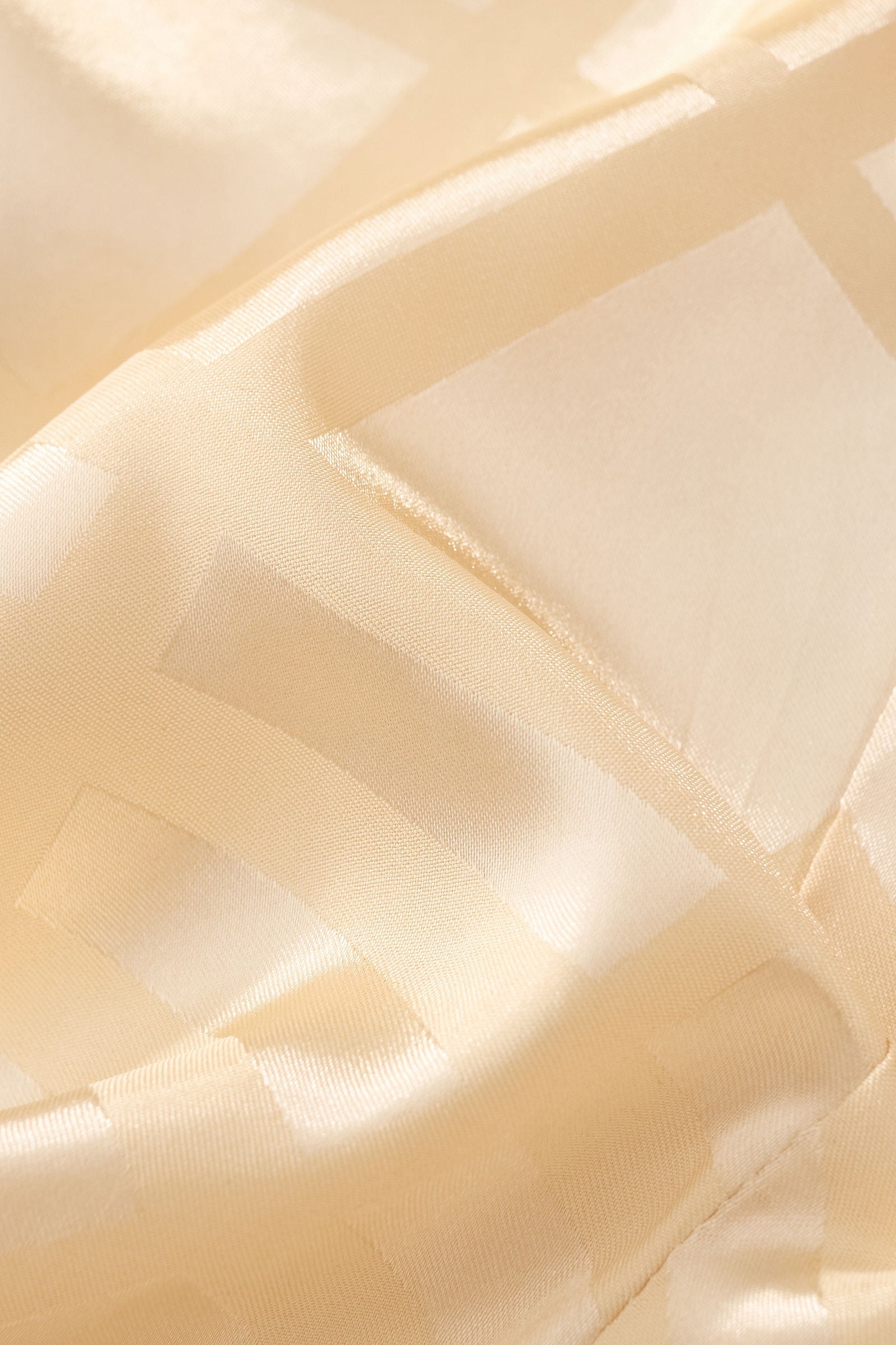 ESSENCE SIGNATURE SUIT IVORY