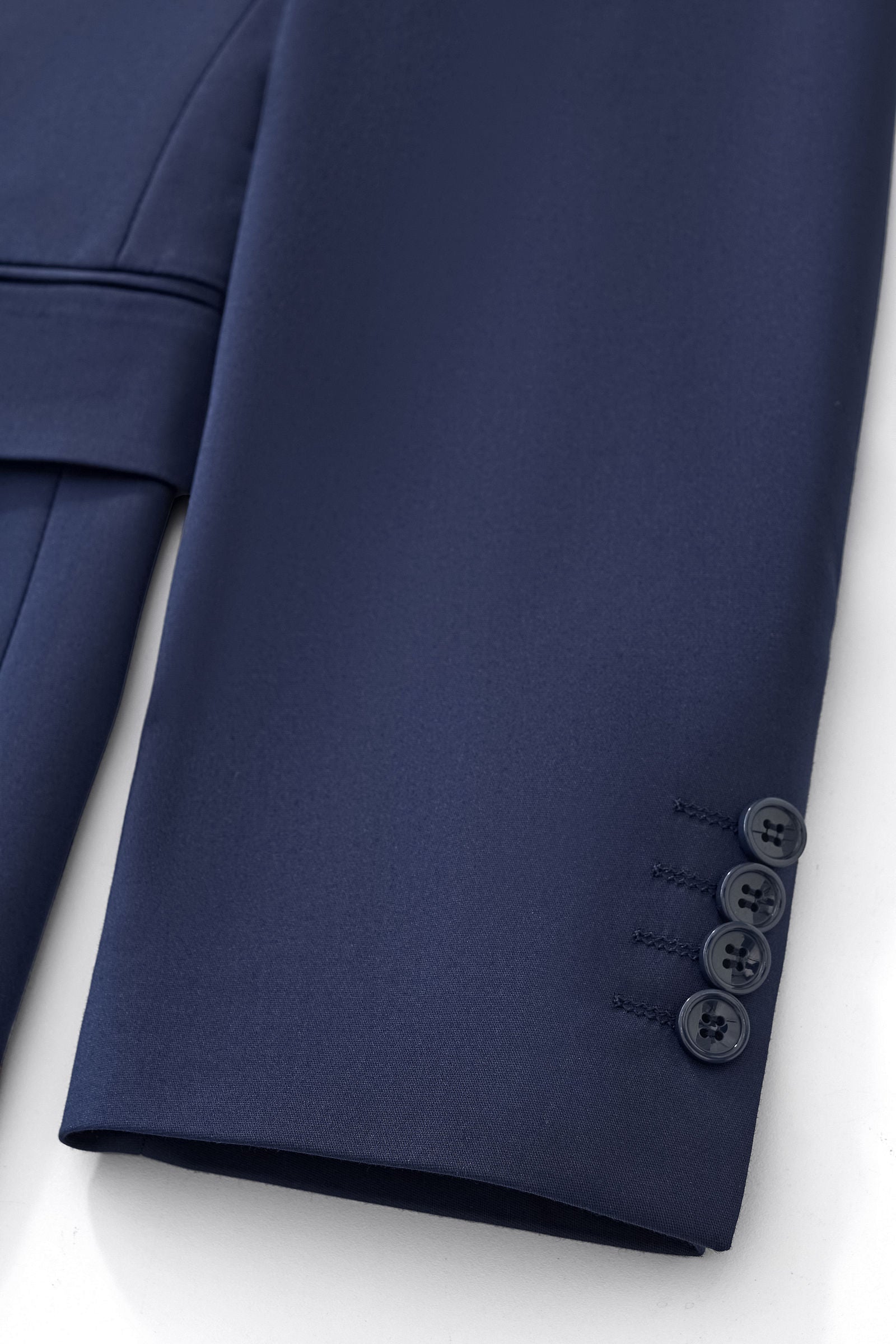 ESSENCE SIGNATURE SUIT NAVY