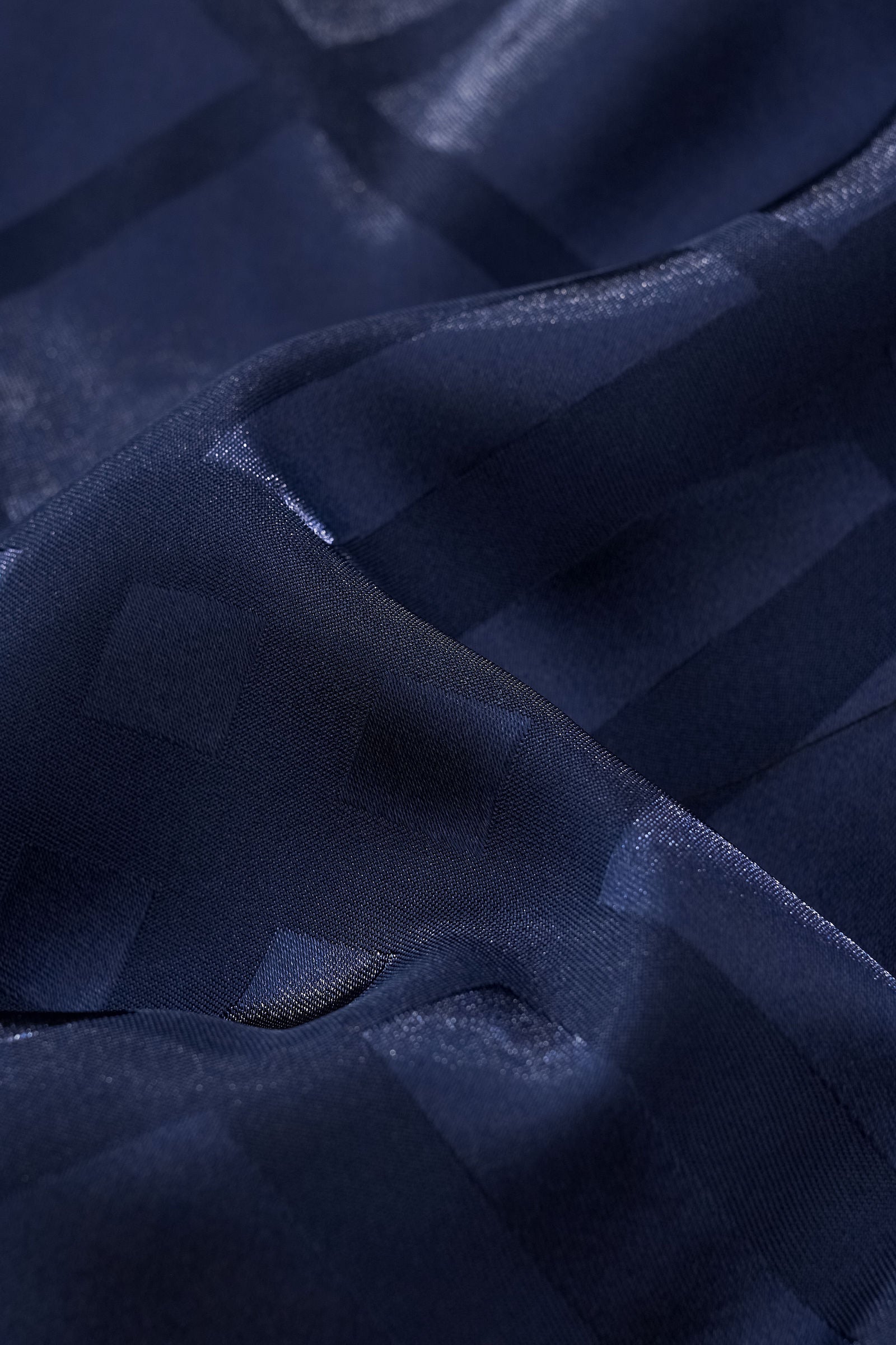 ESSENCE SIGNATURE SUIT NAVY