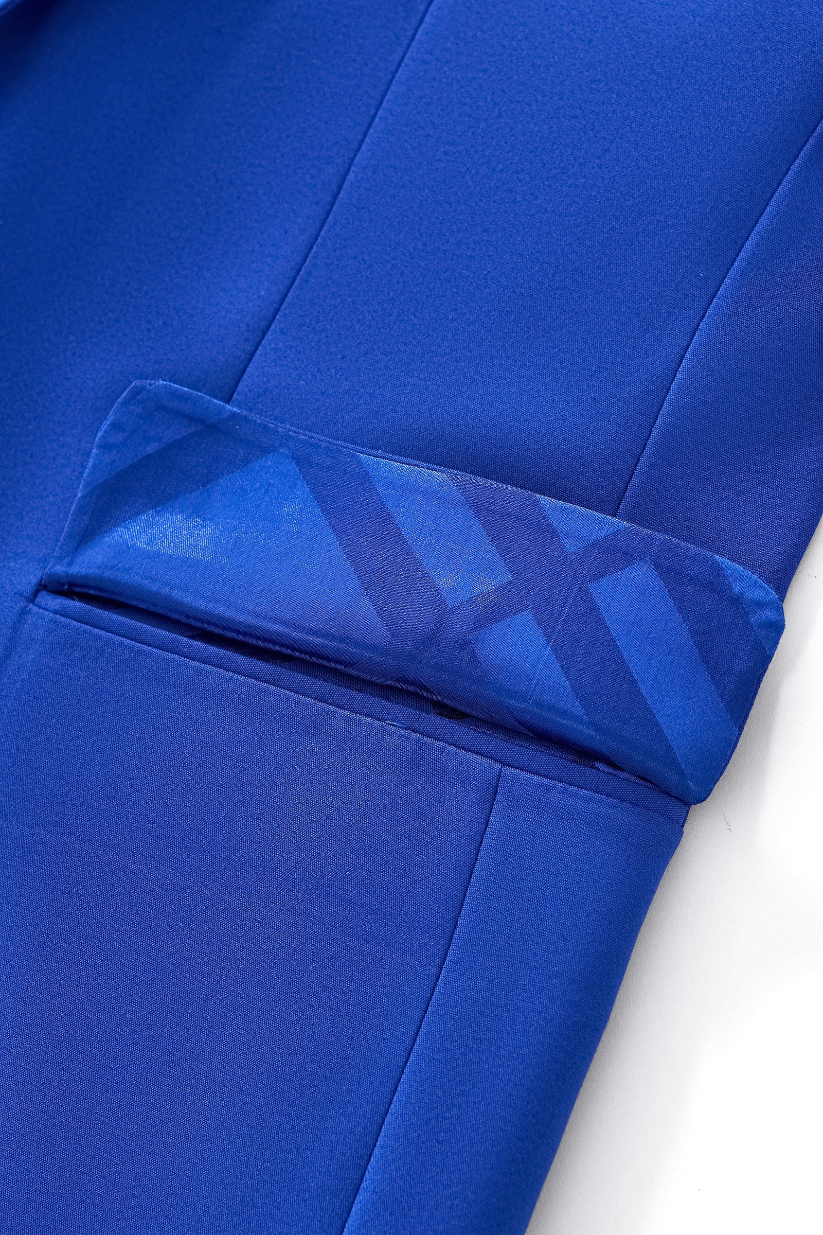 ESSENCE SIGNATURE SUIT ROYAL