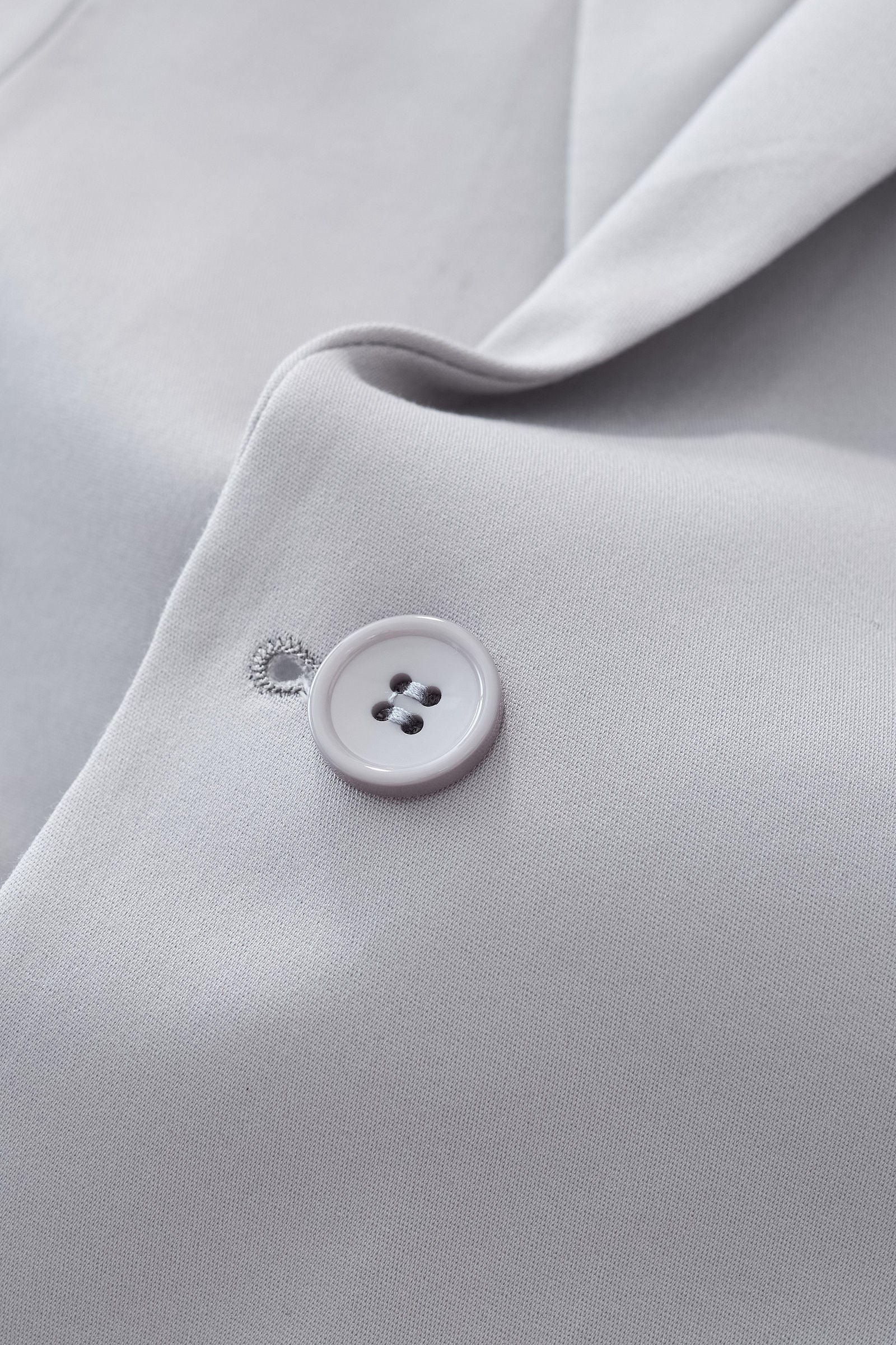 ESSENCE SIGNATURE SUIT SILVER