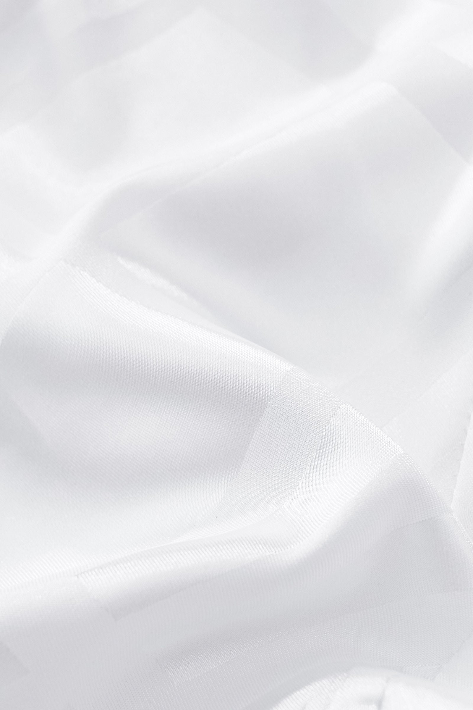 ESSENCE SIGNATURE SUIT WHITE