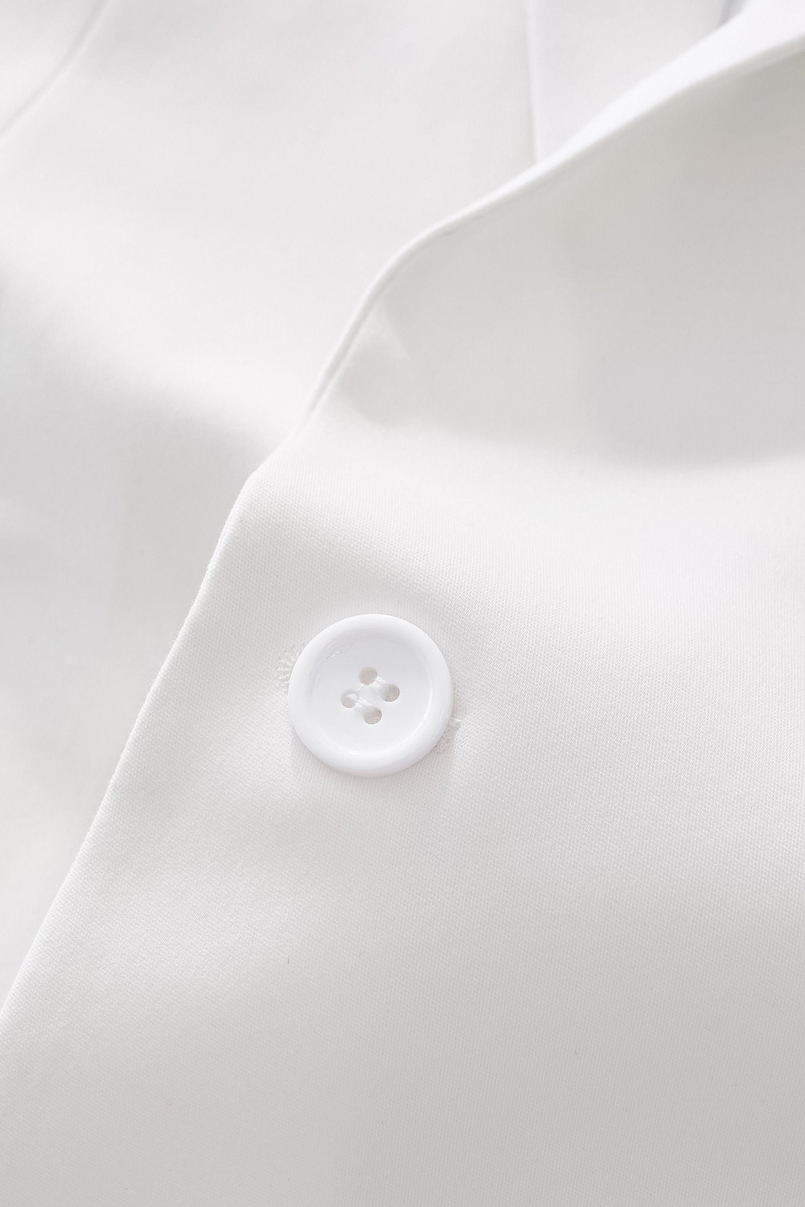 ESSENCE SIGNATURE SUIT WHITE