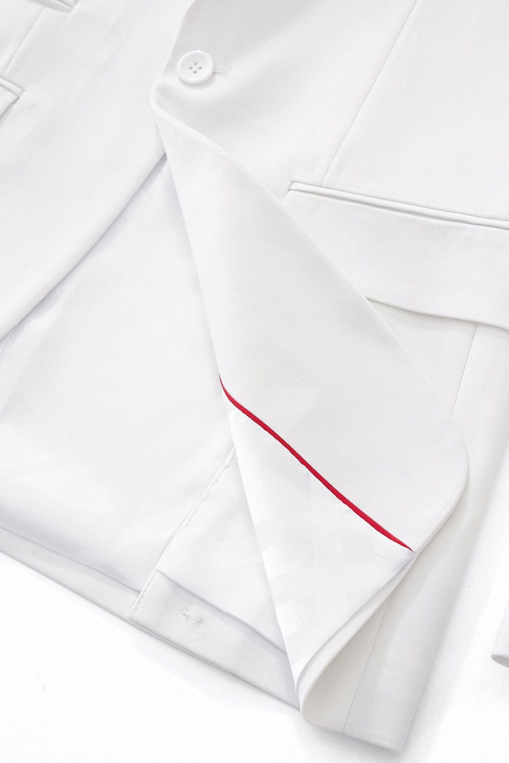 ESSENCE SIGNATURE SUIT WHITE