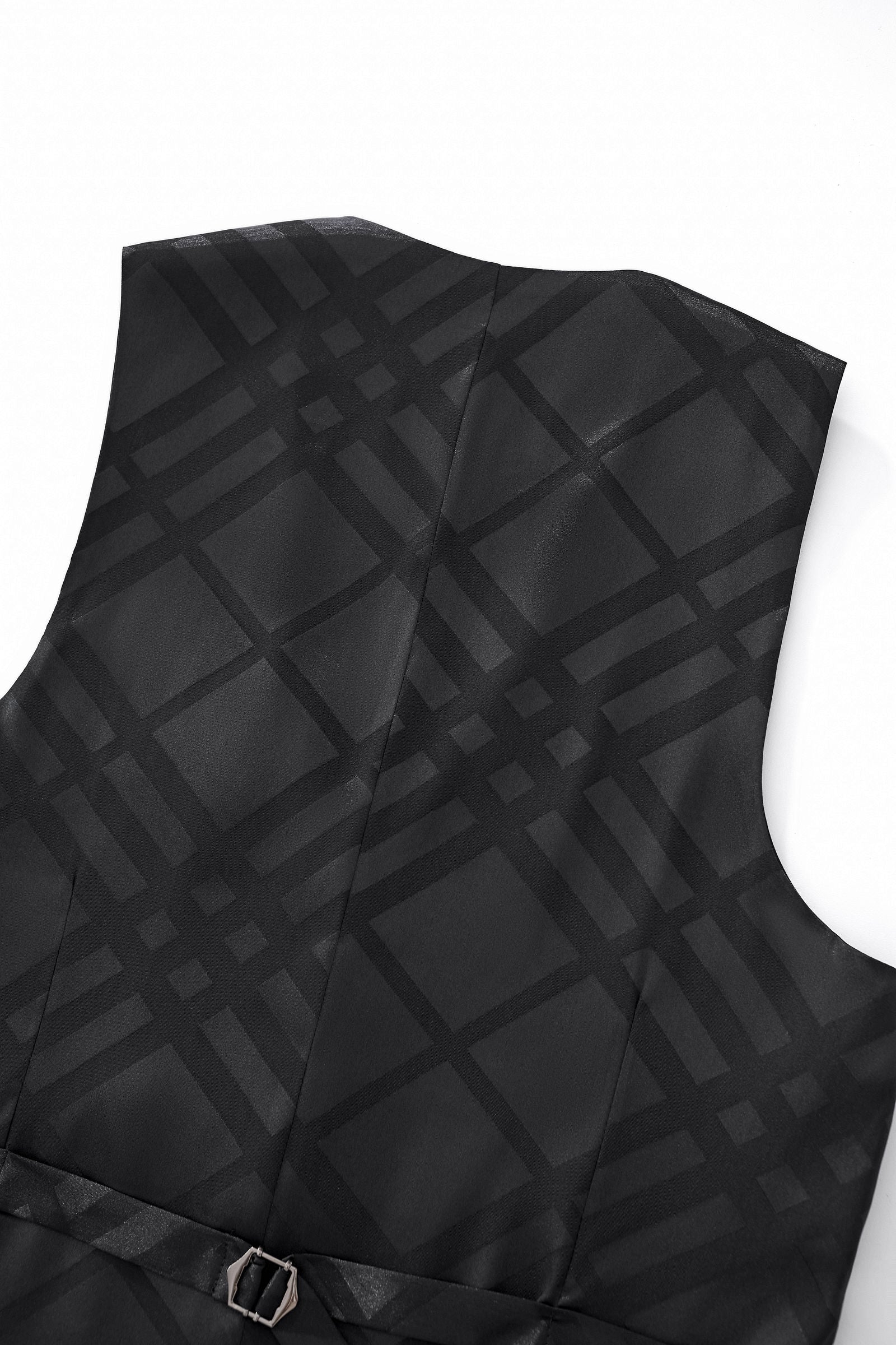 ESSENCE SIGNATURE VEST BLACK