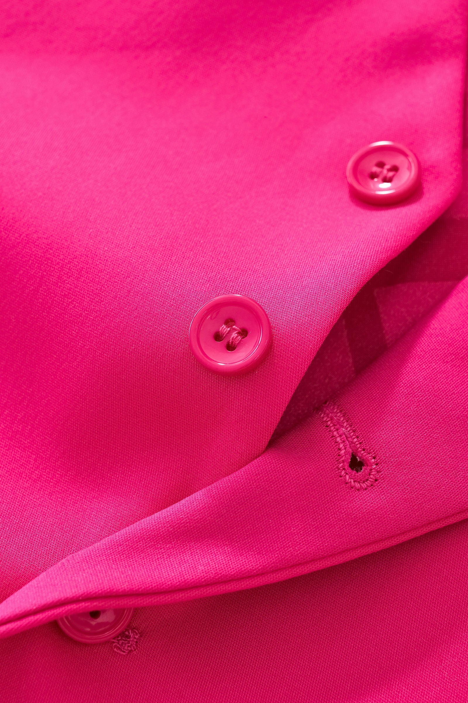 ESSENCE SIGNATURE VEST FUCHSIA