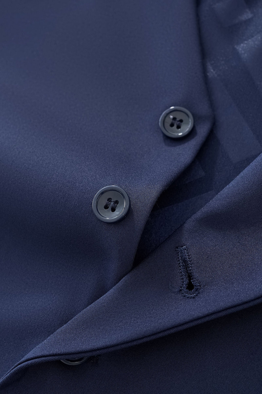 ESSENCE SIGNATURE VEST NAVY