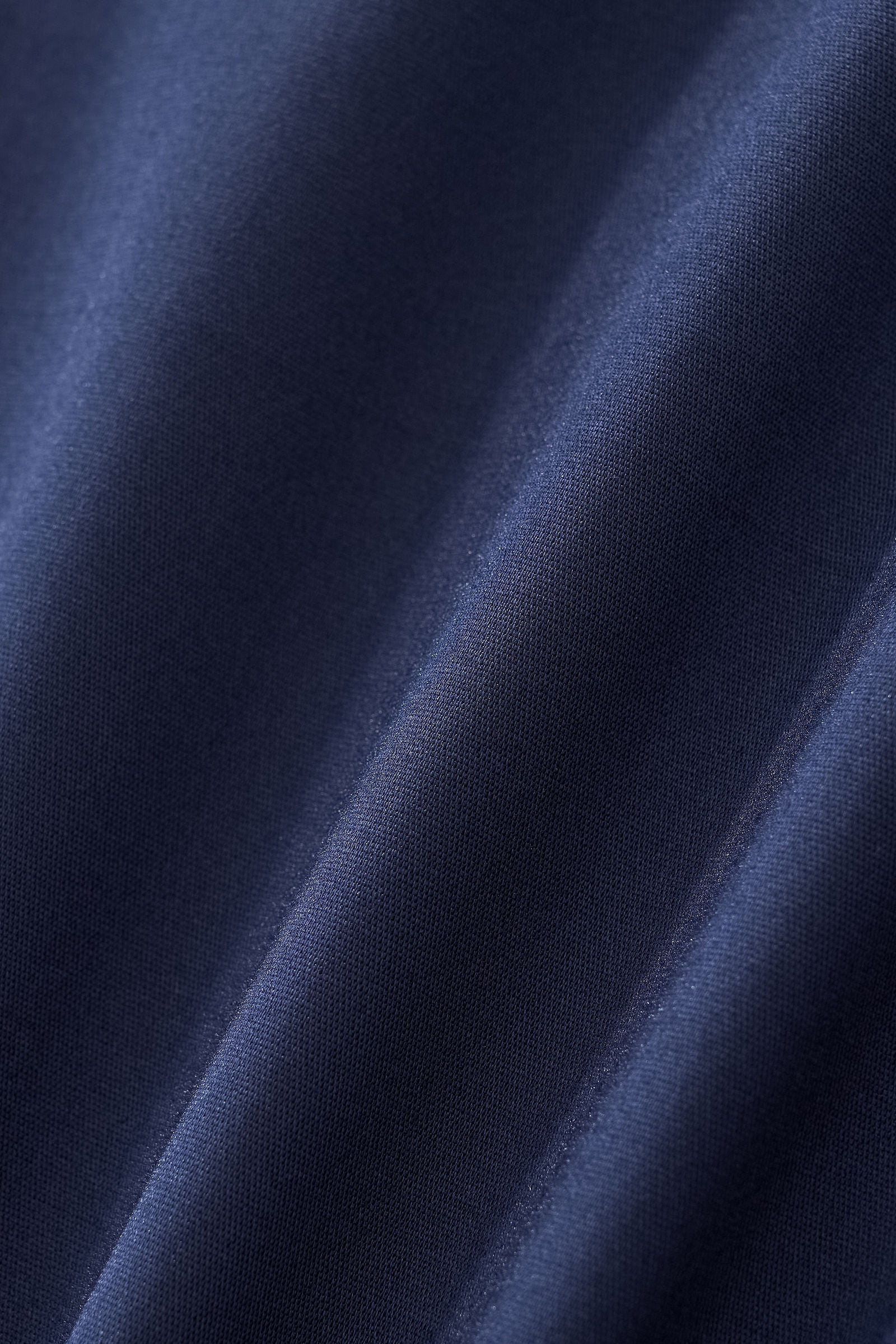ESSENCE SIGNATURE VEST NAVY