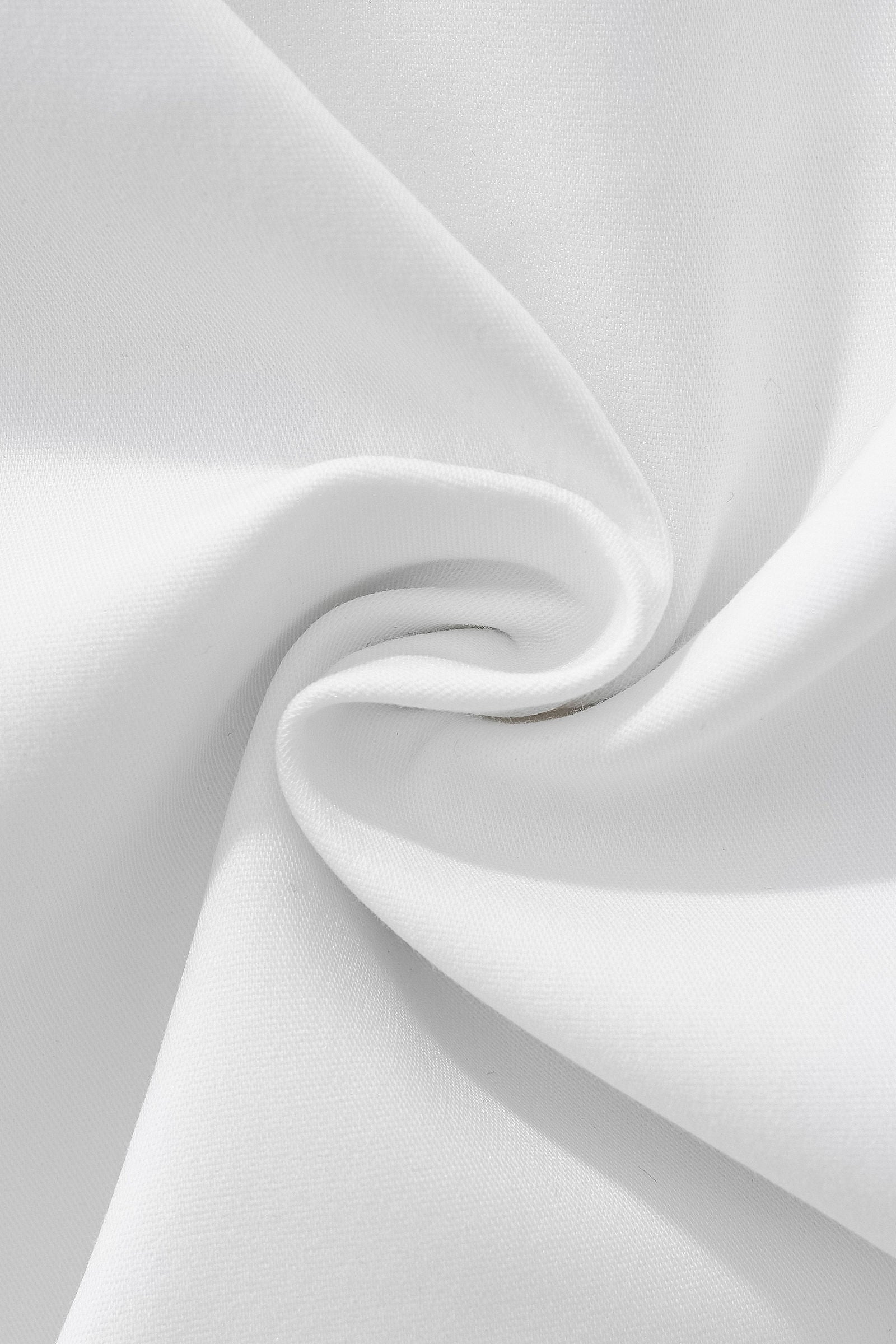 ESSENCE SIGNATURE VEST WHITE