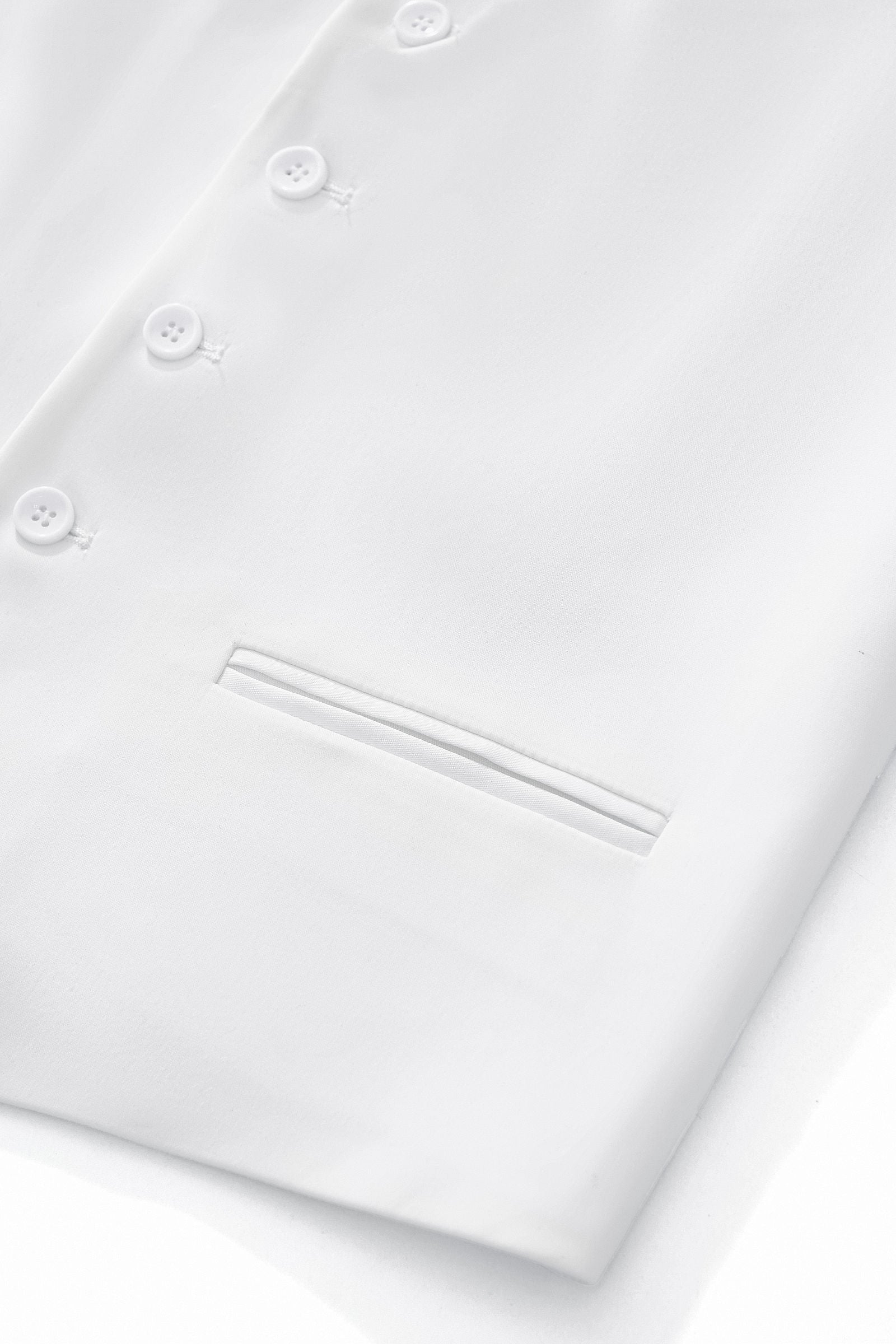 ESSENCE SIGNATURE VEST WHITE