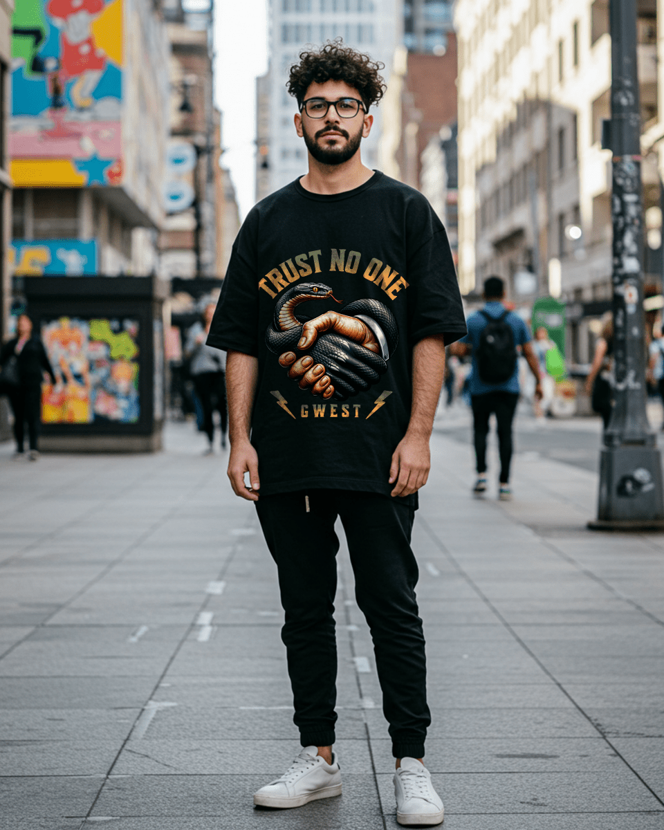G West Trust No One Oversized T-Shirt Mens G West